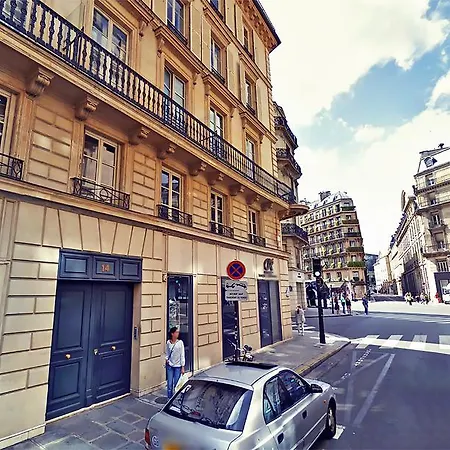 Apartment De Luxe, Opera-louvre *